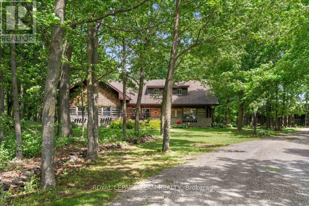 1462 RIDEAU RIVER ROAD - 1