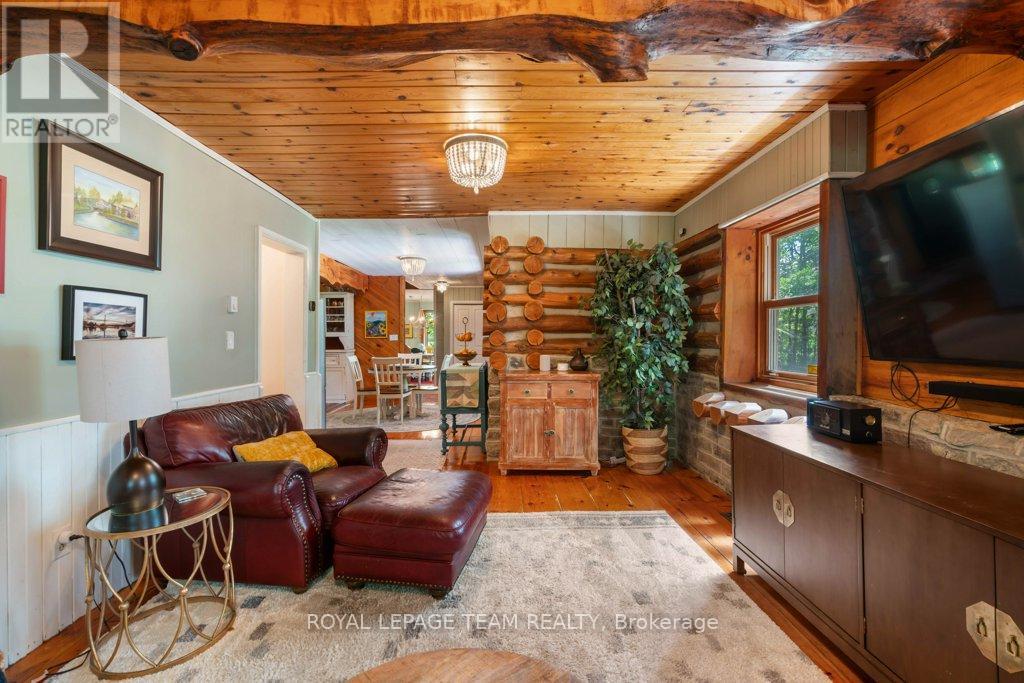 1462 RIDEAU RIVER ROAD - 18