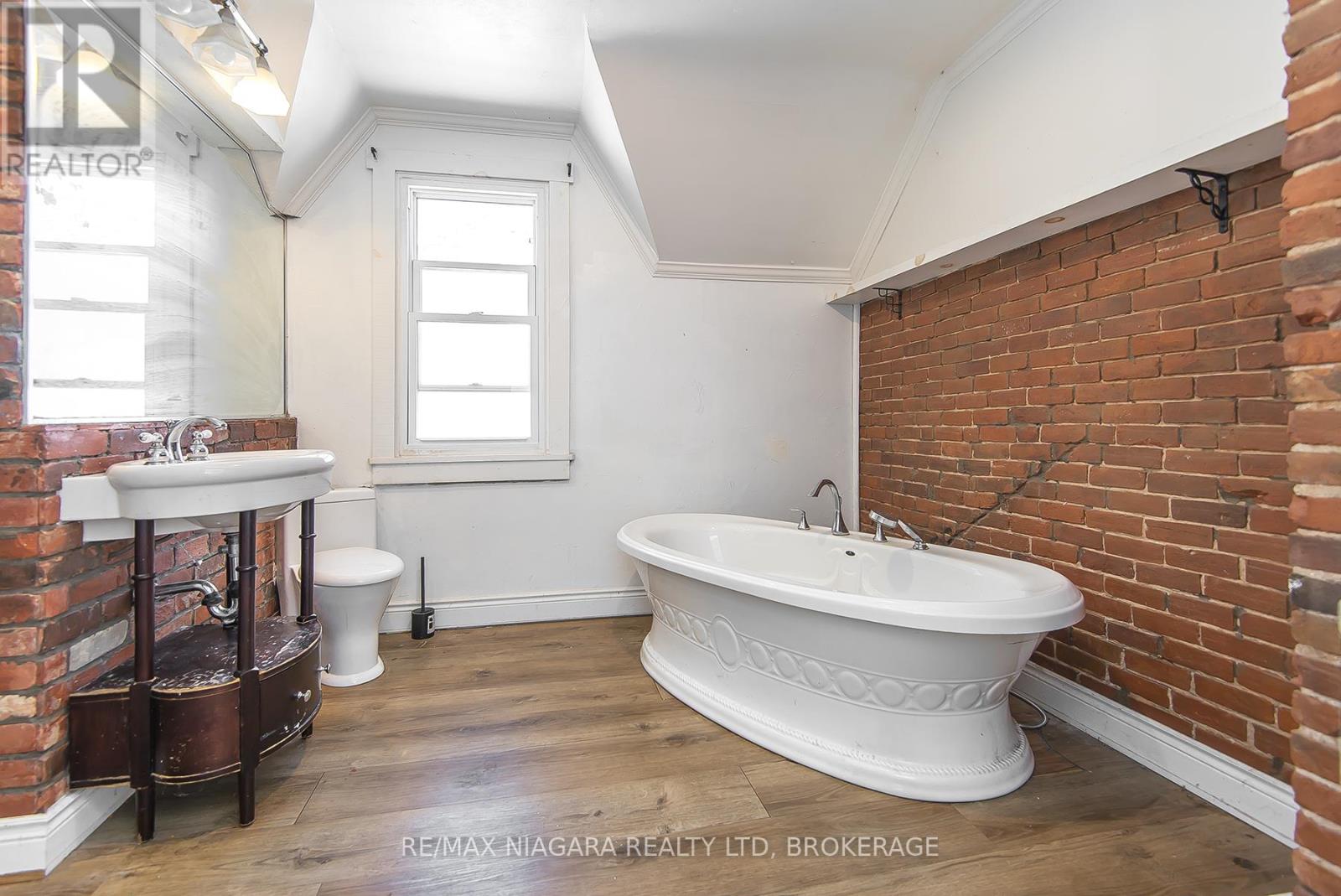 518 KING STREET - Image 21