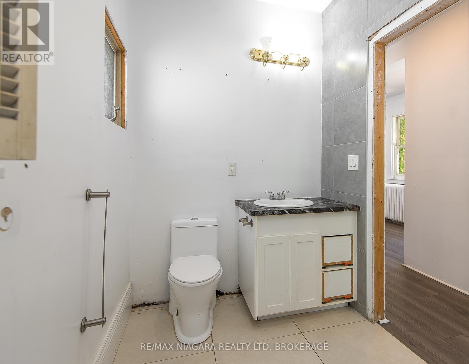 518 KING STREET - Image 25