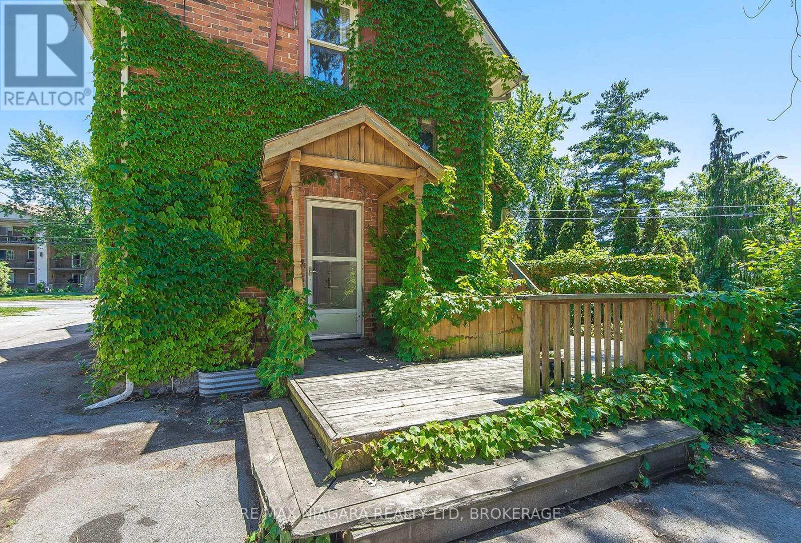 518 KING STREET - Image 35