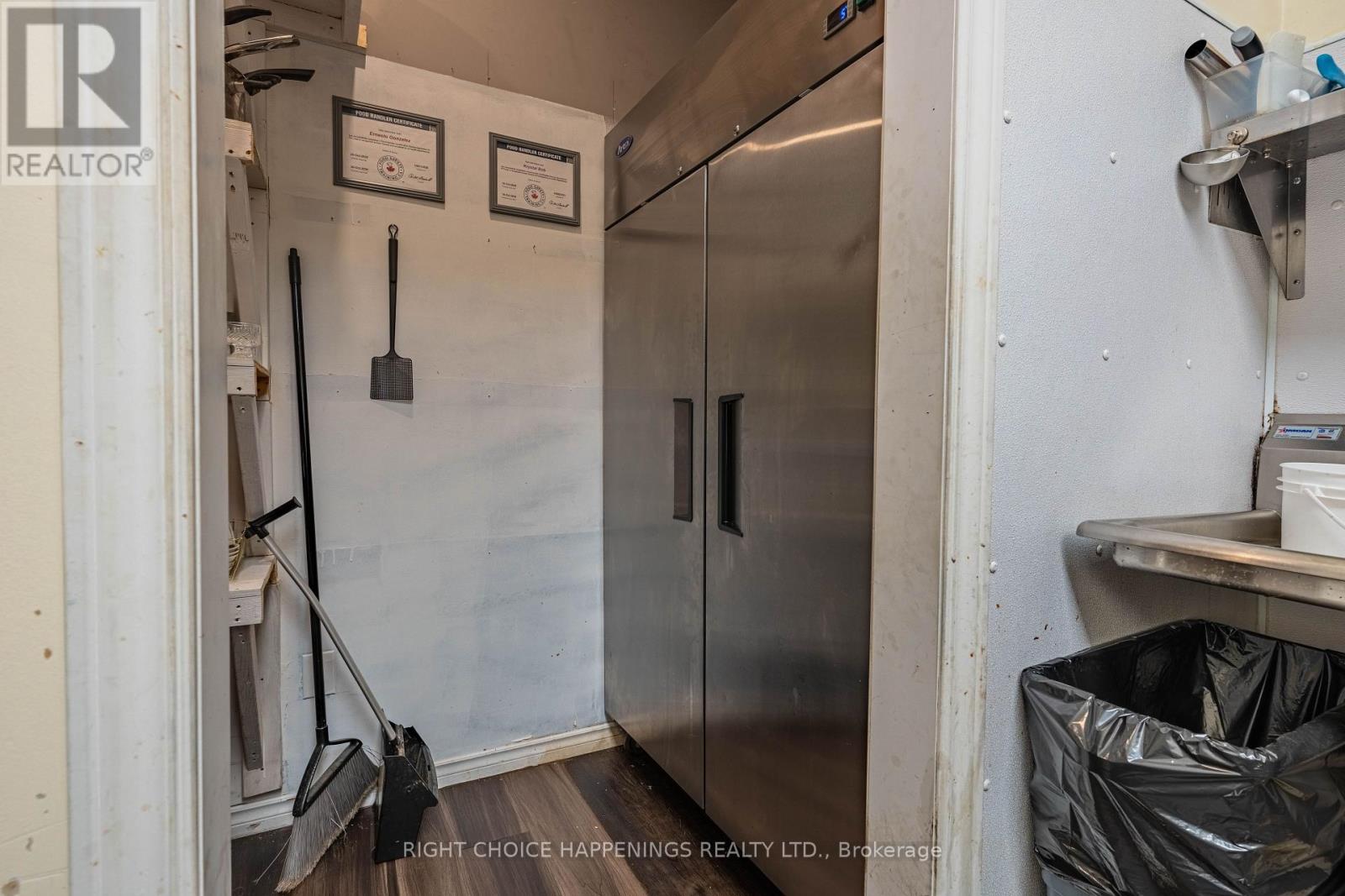 1161 Pelham Street — photo 20