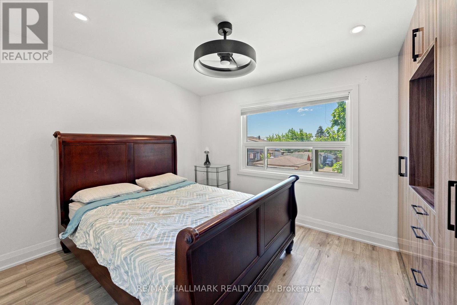 2 AMHERST AVENUE - 17