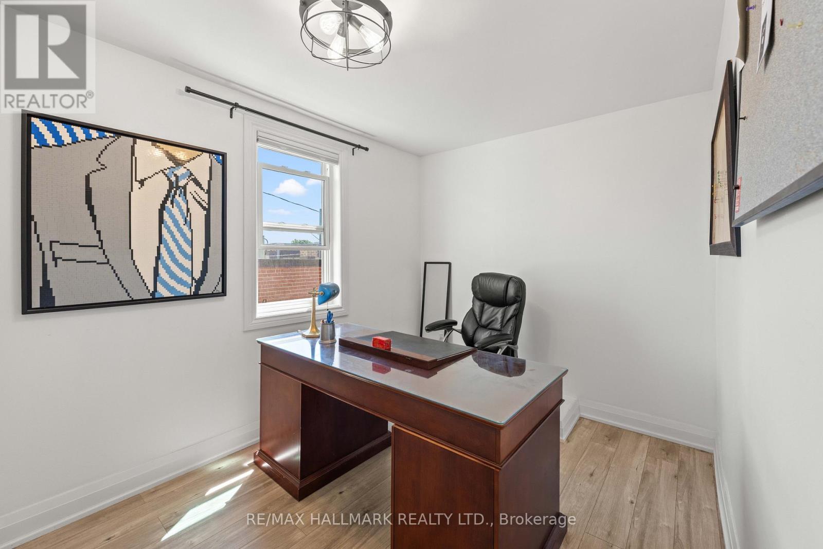 2 AMHERST AVENUE - 19