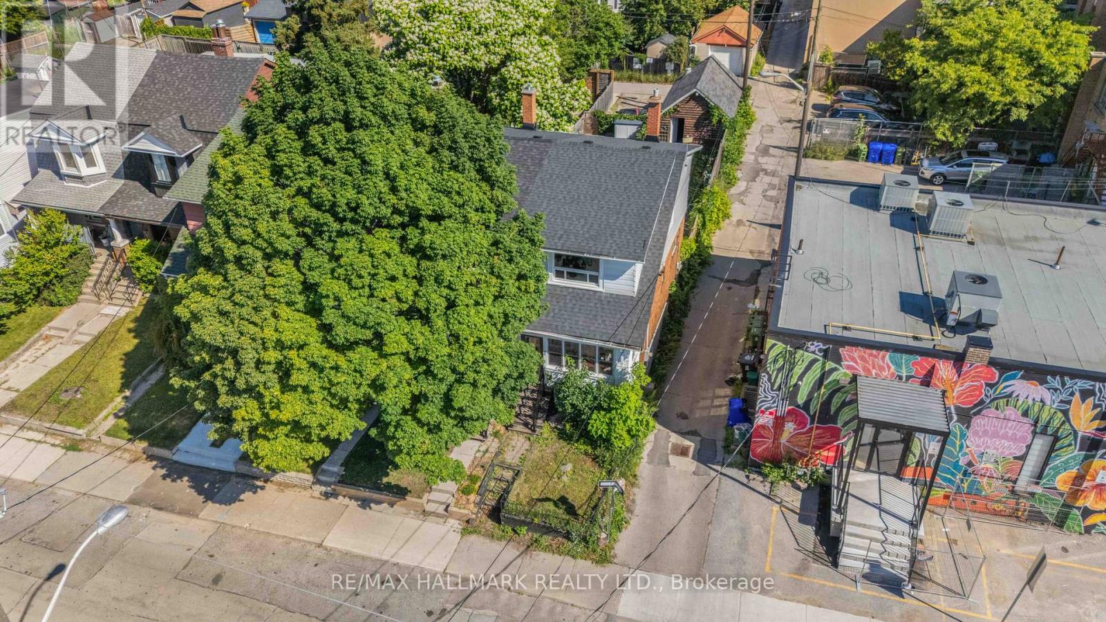 2 AMHERST AVENUE - 3