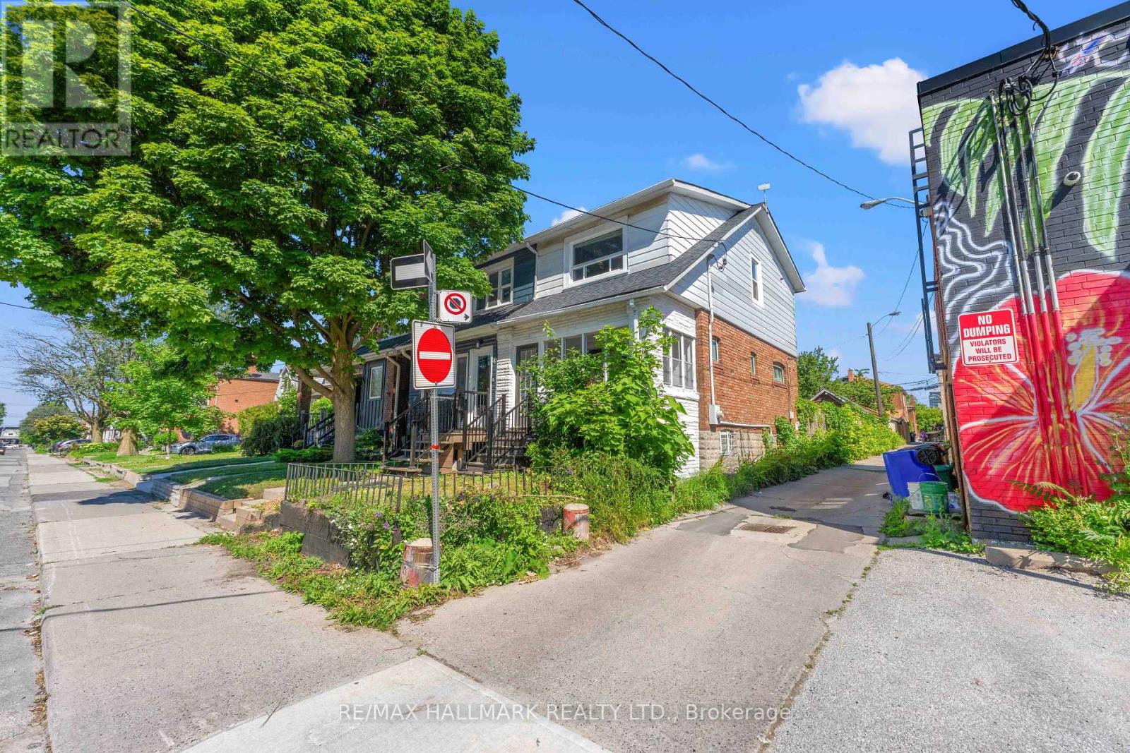2 AMHERST AVENUE - 4