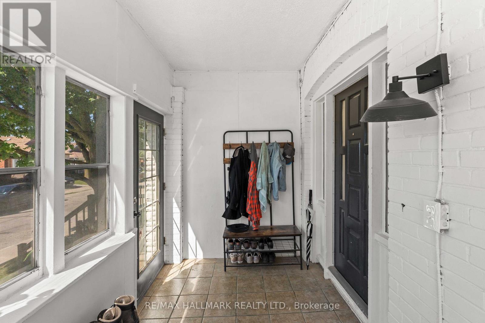 2 AMHERST AVENUE - 6