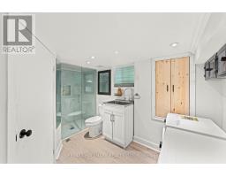 2 Amherst Avenue, Toronto, ON M6E1Z3 Photo 27
