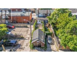 2 Amherst Avenue, Toronto, ON M6E1Z3 Photo 35