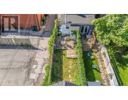 2 Amherst Avenue, Toronto, ON M6E1Z3 Photo 37