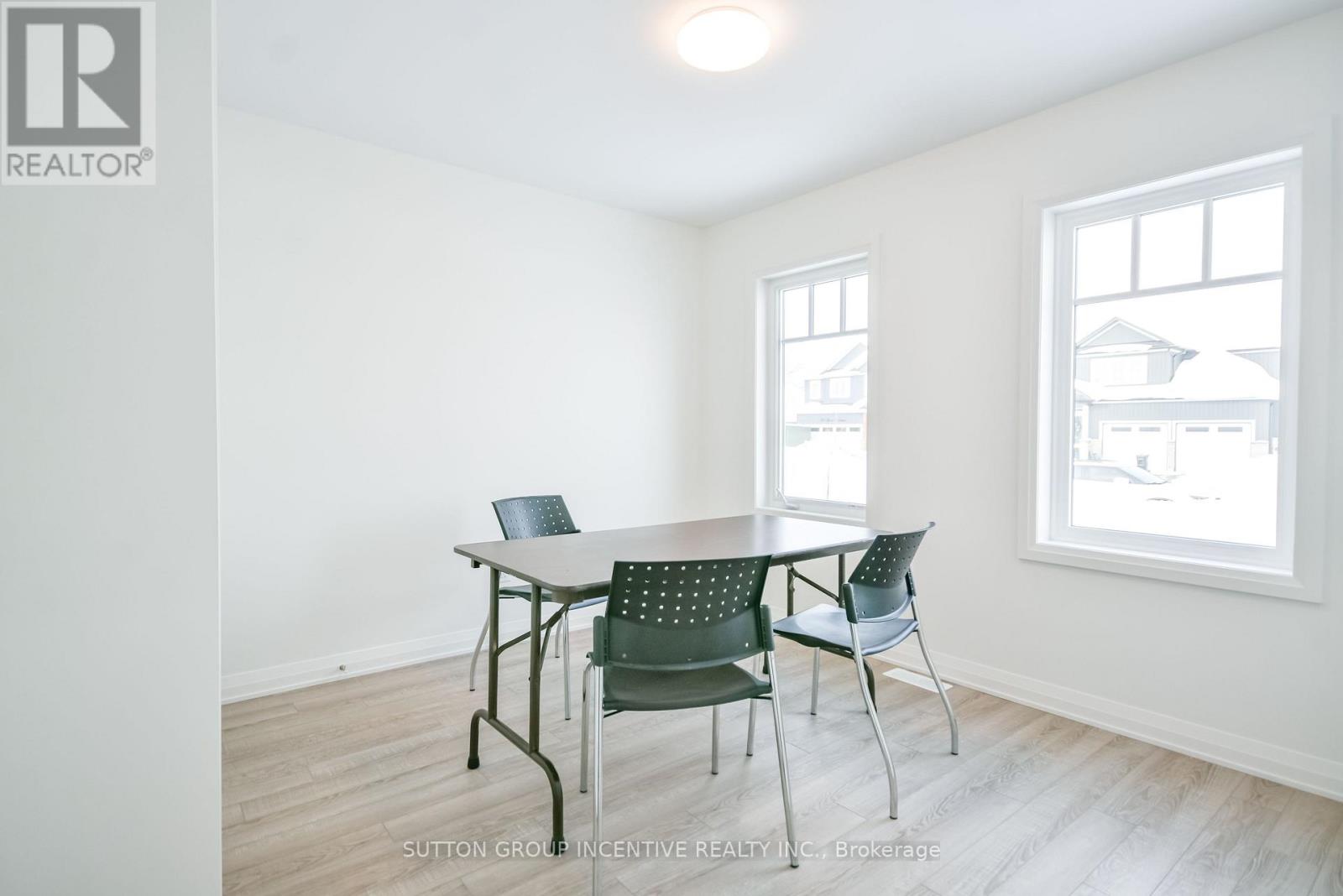 47 HAROLD AVENUE - 16