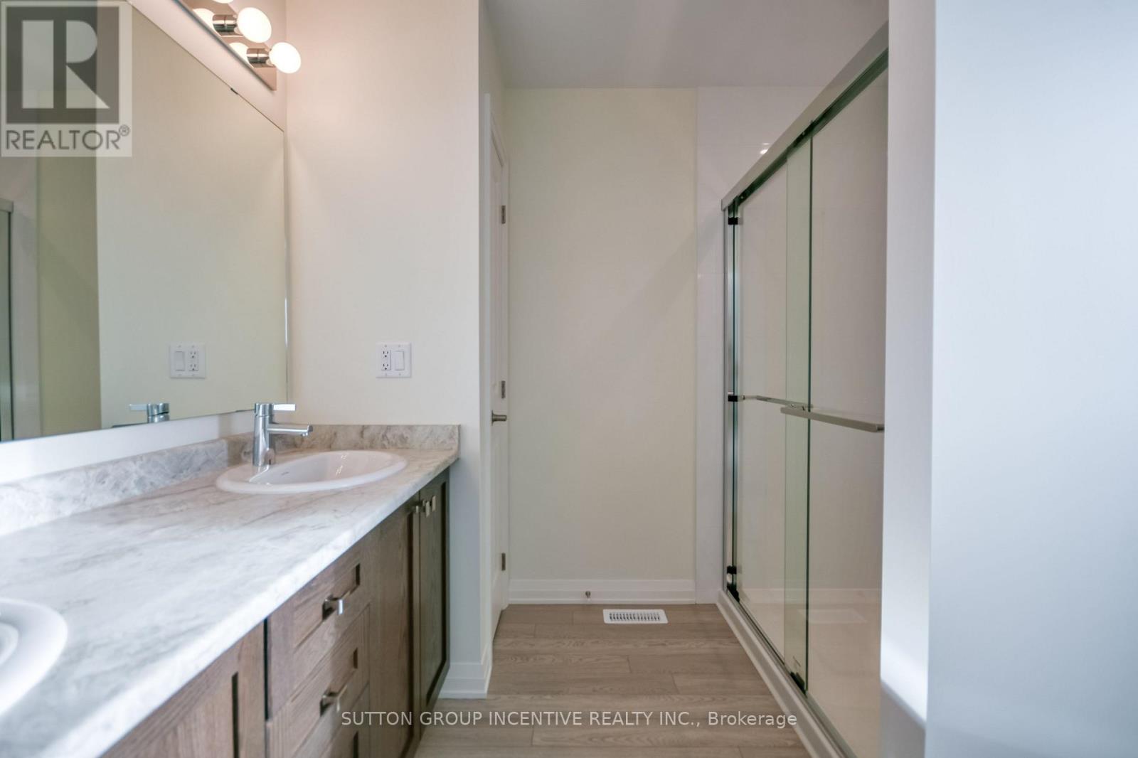 45 HAROLD AVENUE - 42