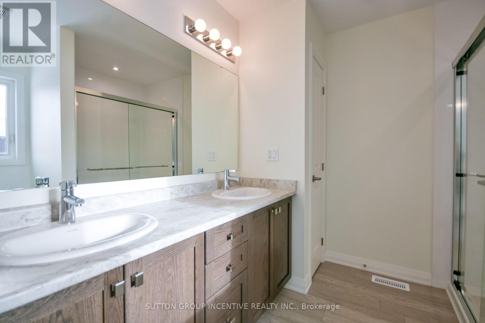 45 HAROLD AVENUE - 43