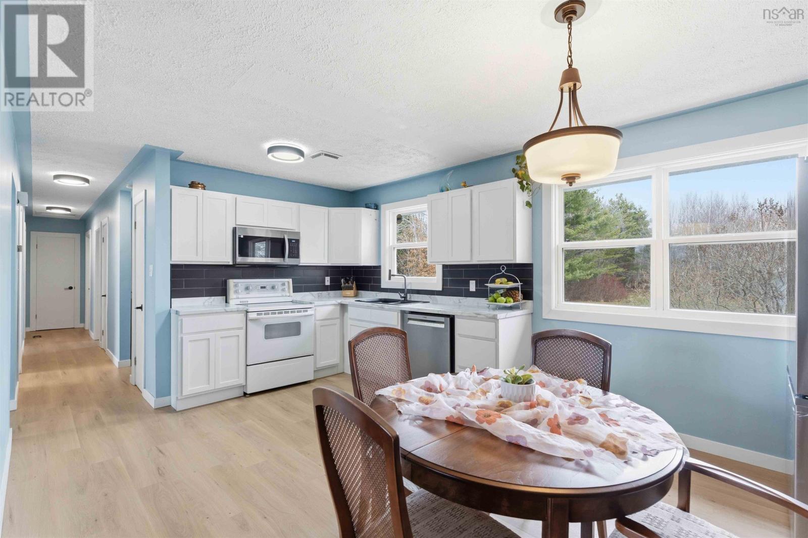 882 Tremont Mountain Road - 10