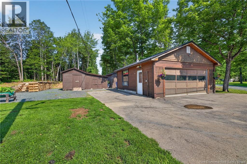 38 Blue Jay Lane - 34