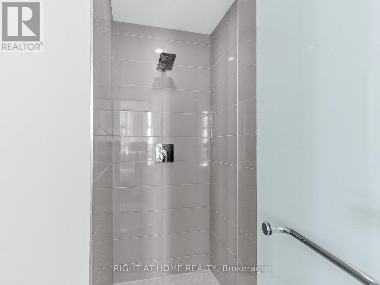 #2504 28 WELLESLEY STREET - 16