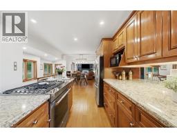 Kitchen - 44 New Mountain Road, Stoney Creek, ON L8G2R7 Photo 11