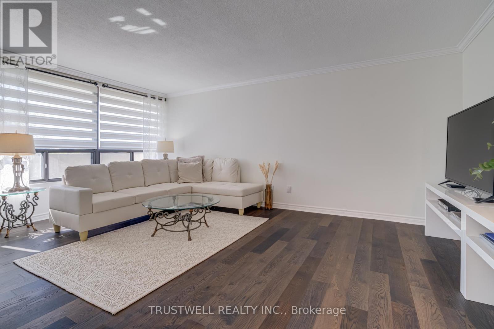 #A39 300 MILL ROAD - 5