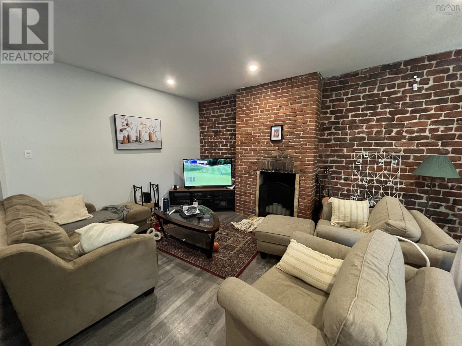 5639 Morris Street - 10