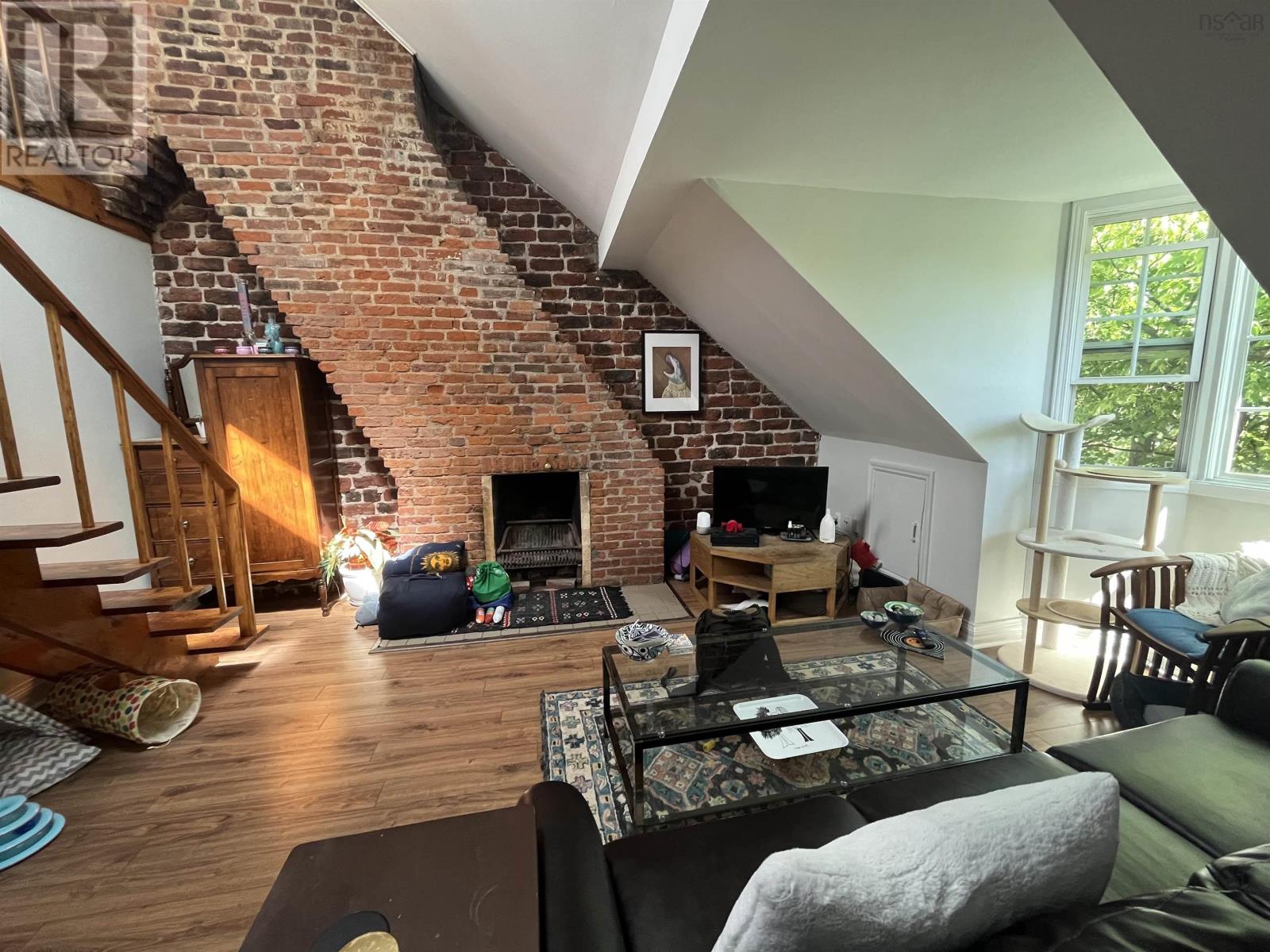 5639 Morris Street - 5