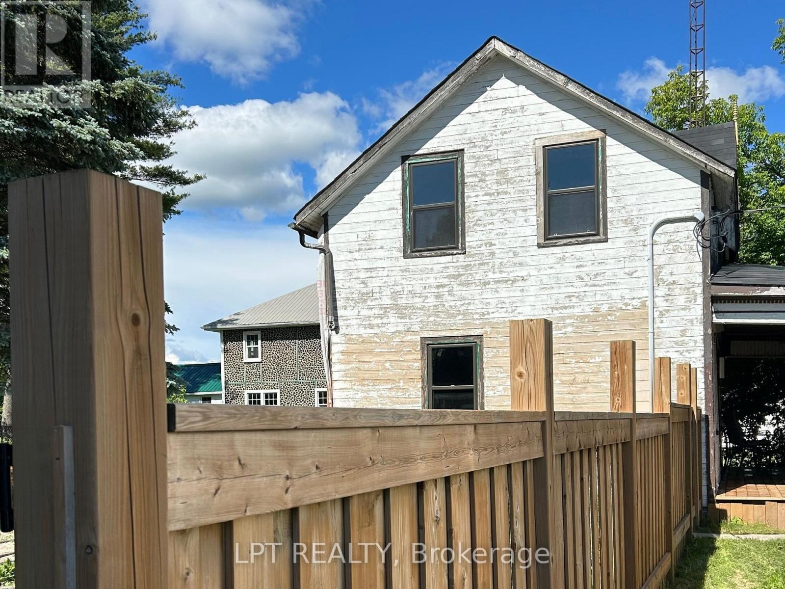 263 GLENARM ROAD - 2