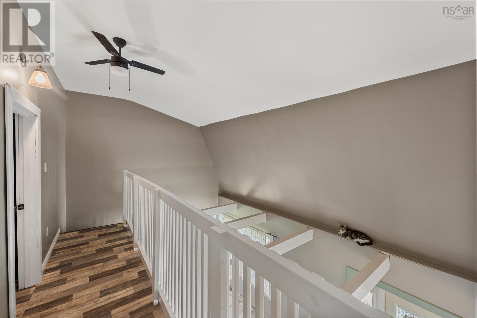 47 Golden Glow Lane - 34