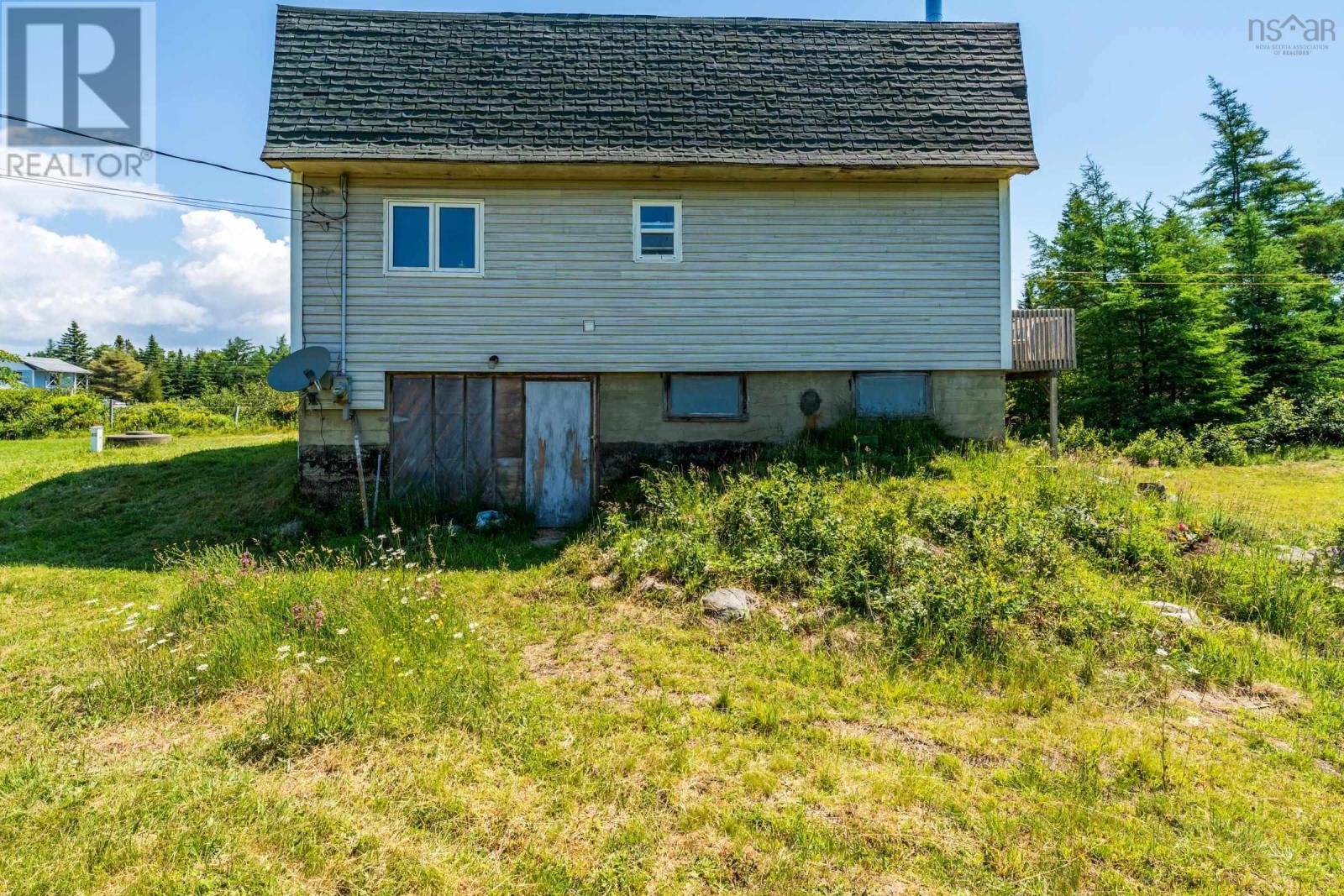 47 Golden Glow Lane - 48