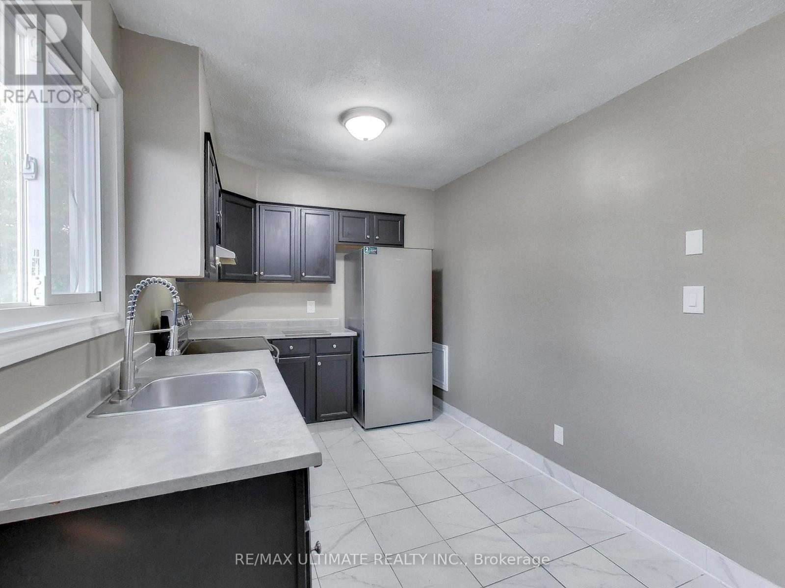 135 CHATHAM STREET - 12