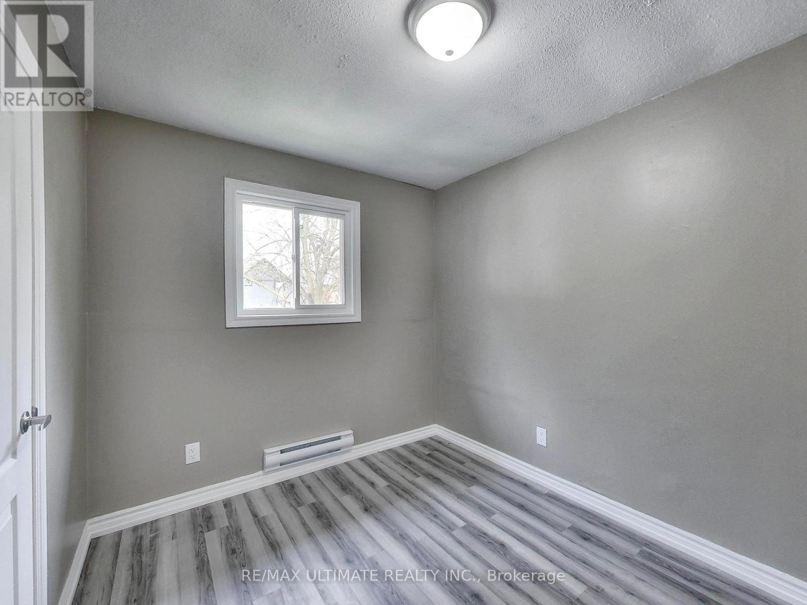 135 CHATHAM STREET - 16