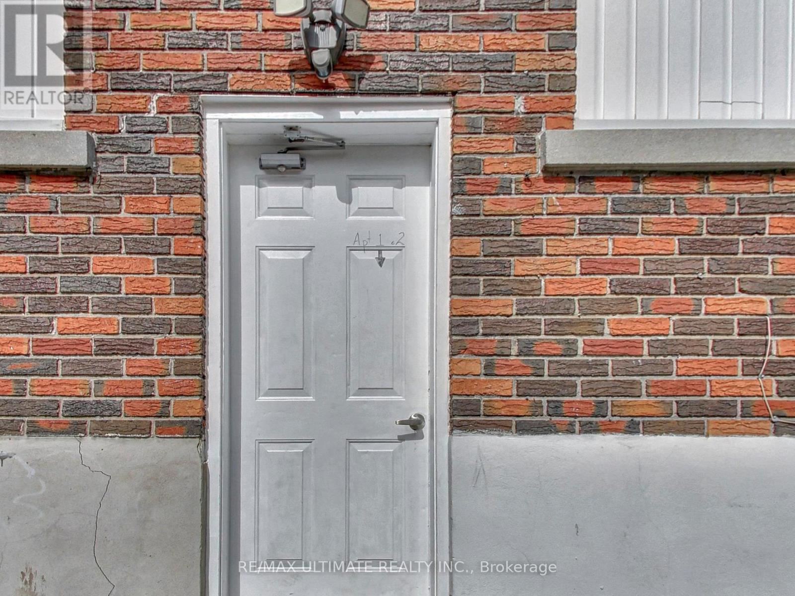 135 CHATHAM STREET - 21