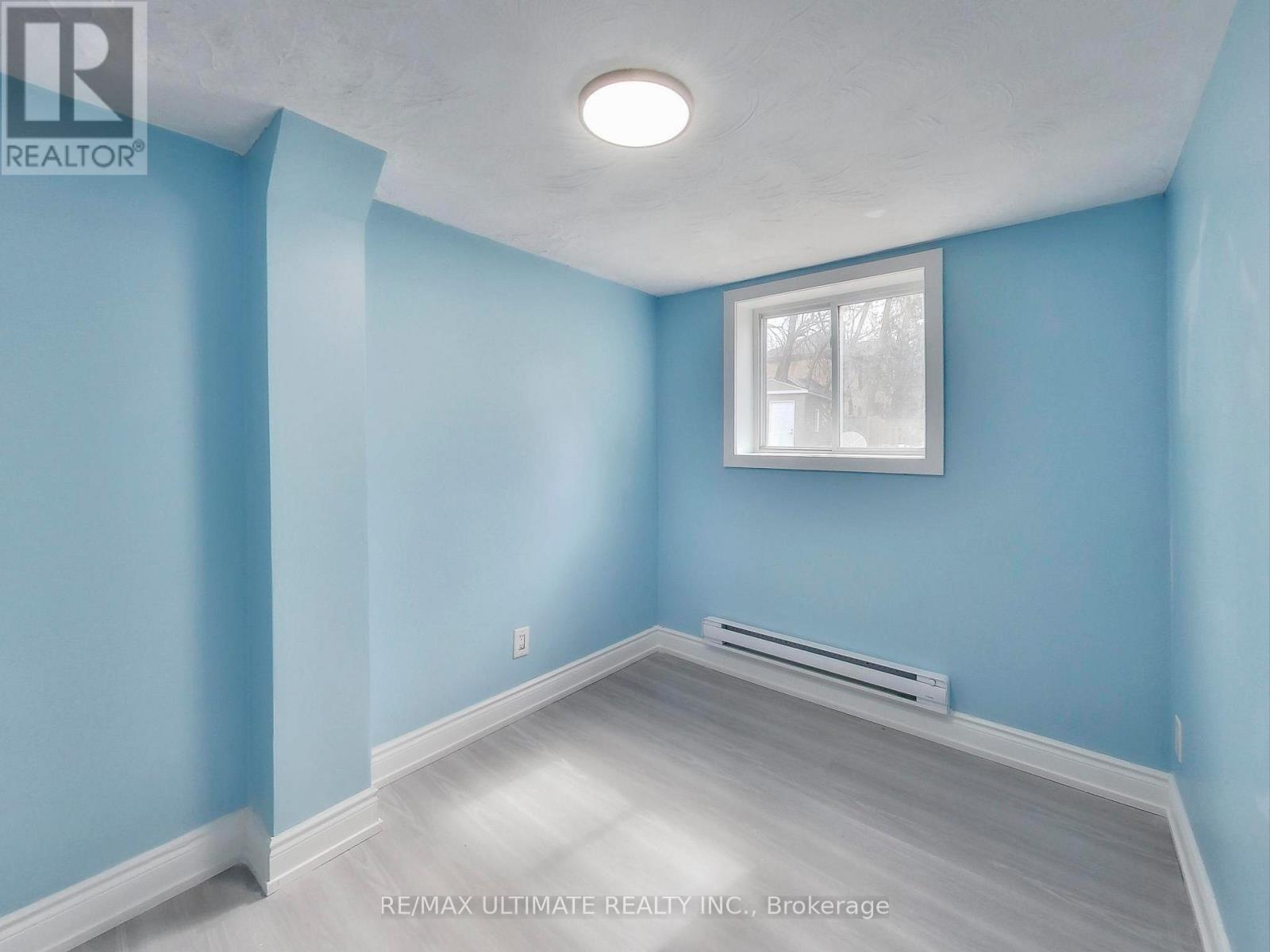 135 CHATHAM STREET - 32