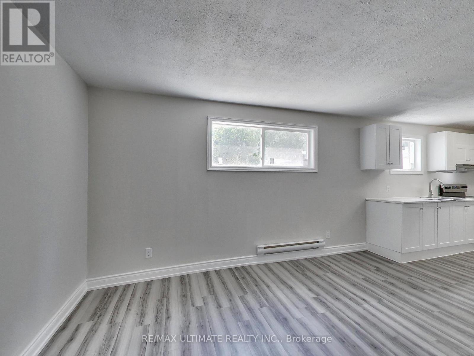 135 CHATHAM STREET - 33