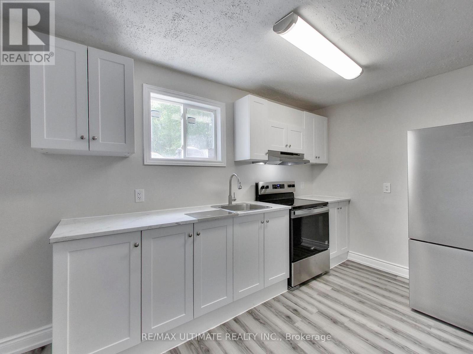 135 CHATHAM STREET - 36