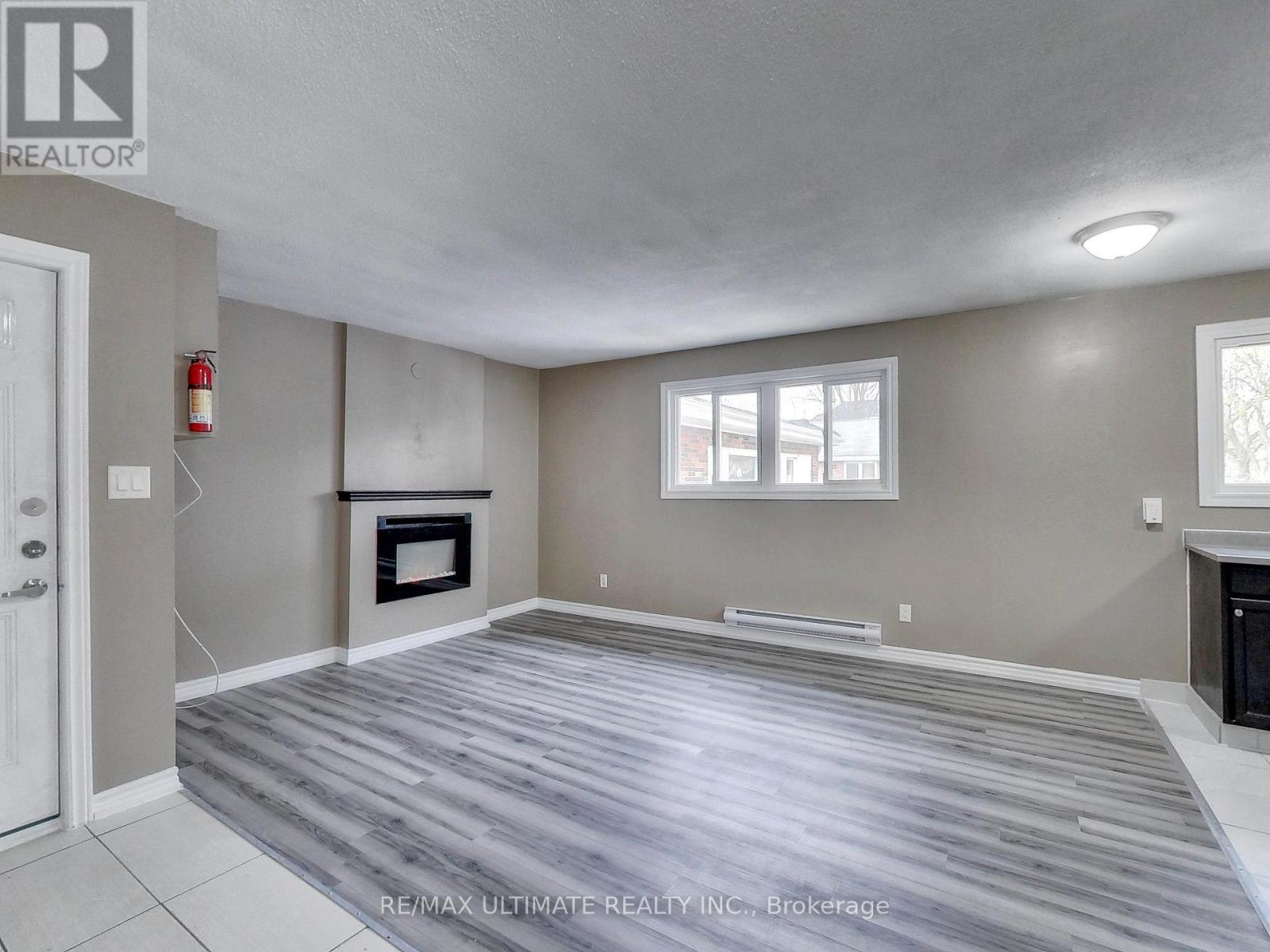 135 CHATHAM STREET - 4