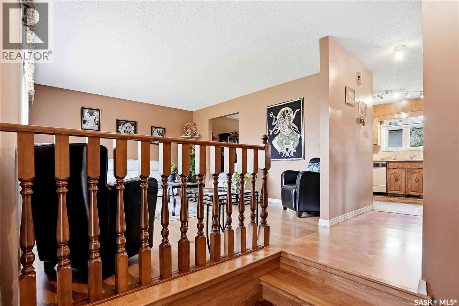 131 Keeley CRESCENT - 13