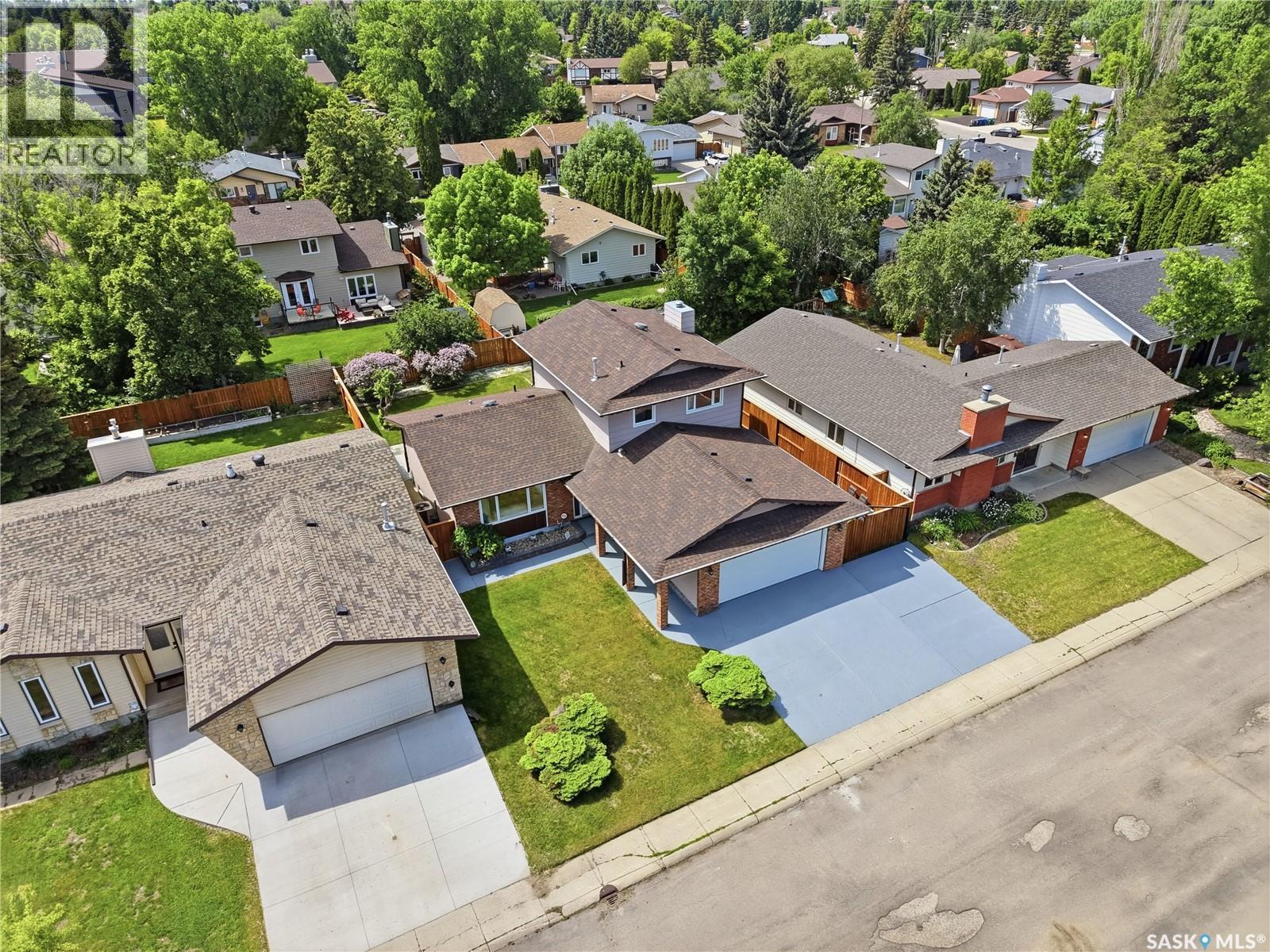 131 Keeley CRESCENT - 2