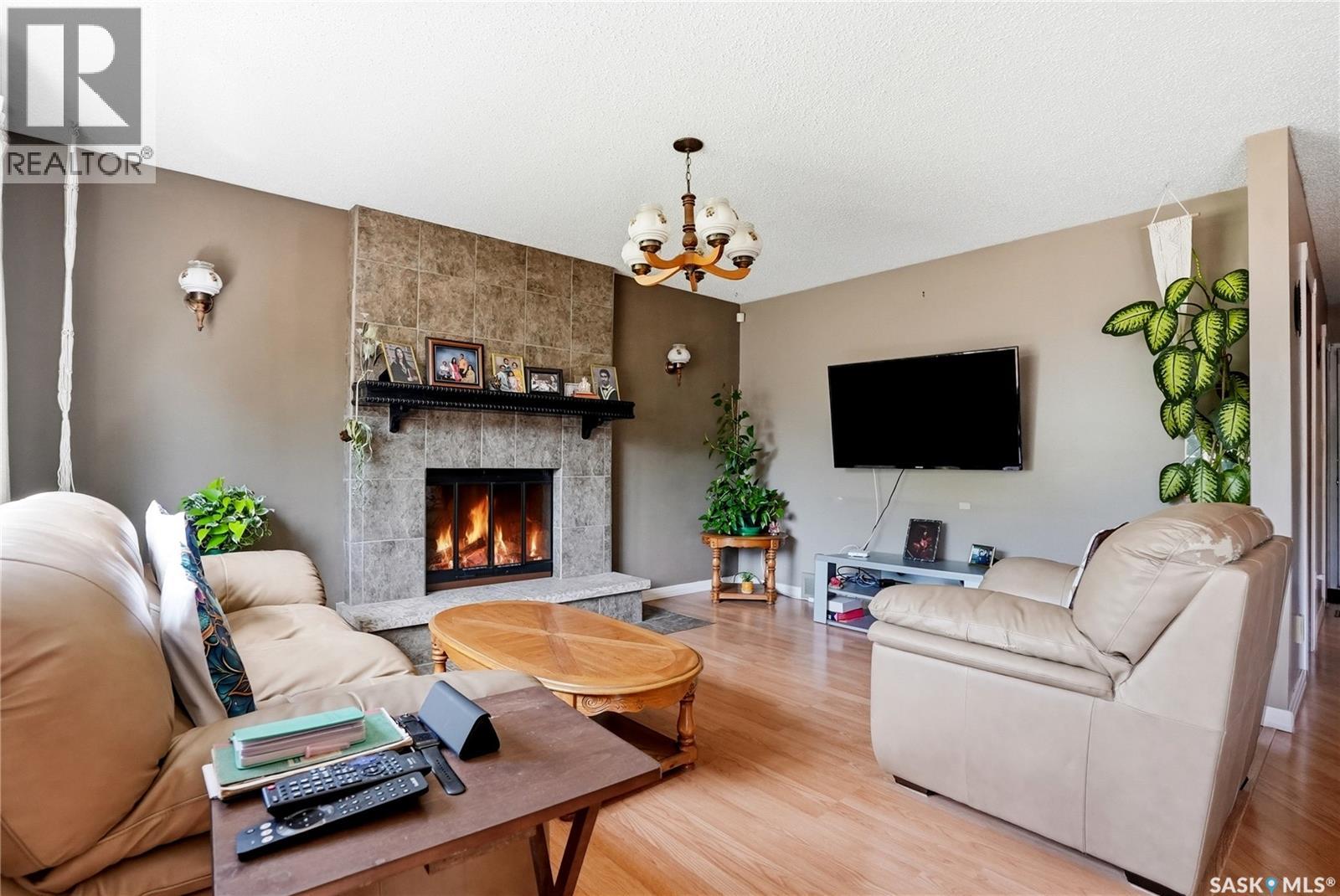131 Keeley CRESCENT - 29