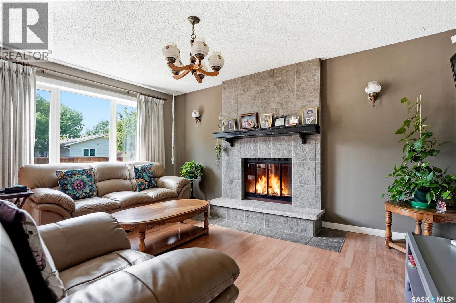 131 Keeley CRESCENT - 31