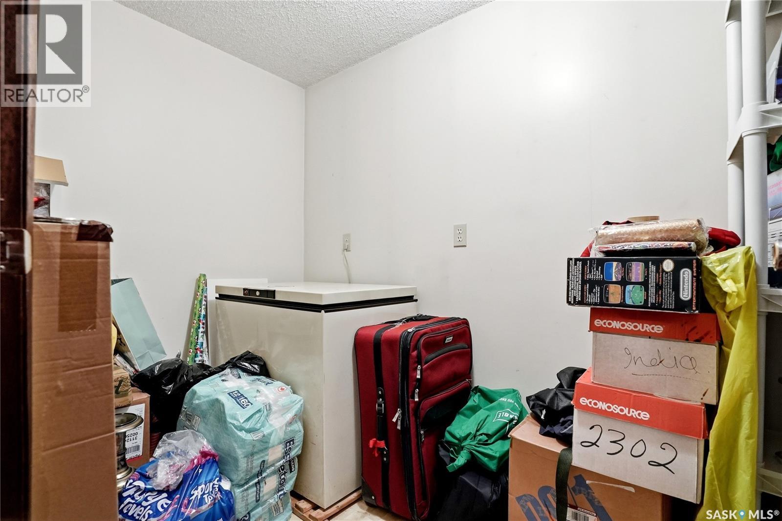 131 Keeley CRESCENT - 44