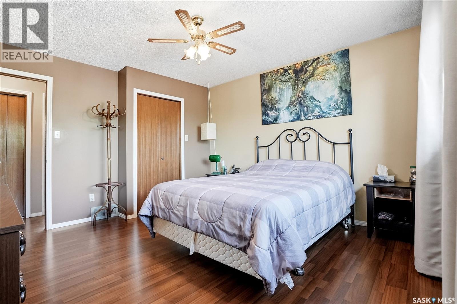 131 Keeley CRESCENT - 56