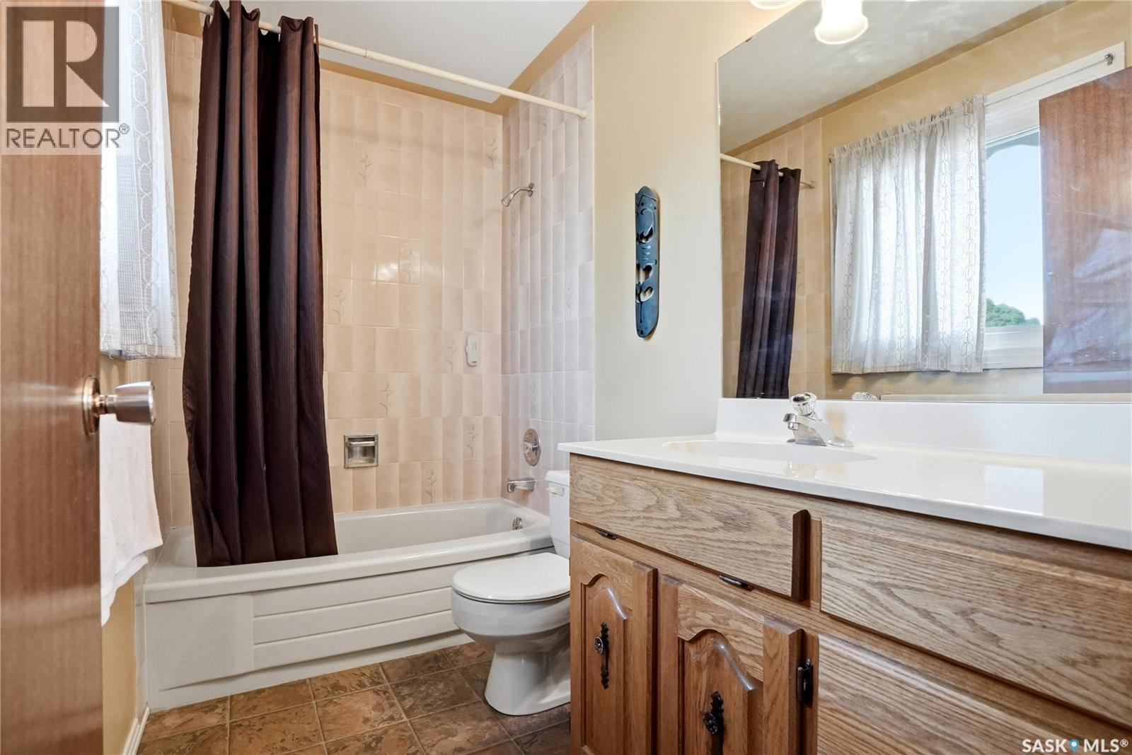 131 Keeley CRESCENT - 58