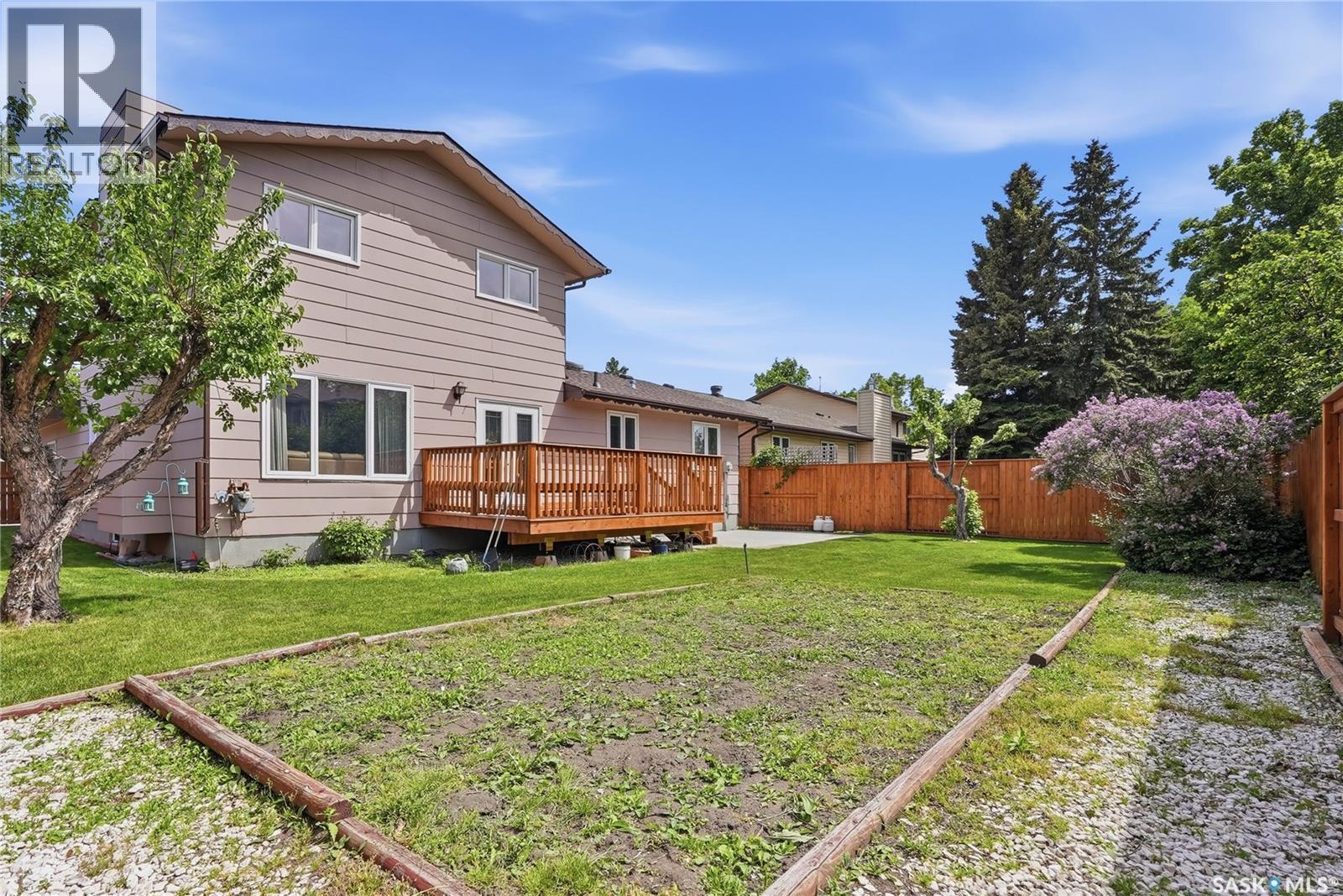 131 Keeley CRESCENT - 67