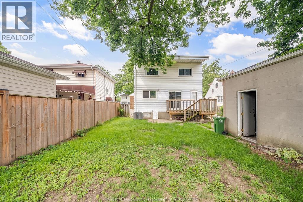 1960 FRANCOIS ROAD - 50