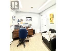 322 Memorial Drive thumbnail 10