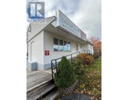 322 Memorial Drive thumbnail 14