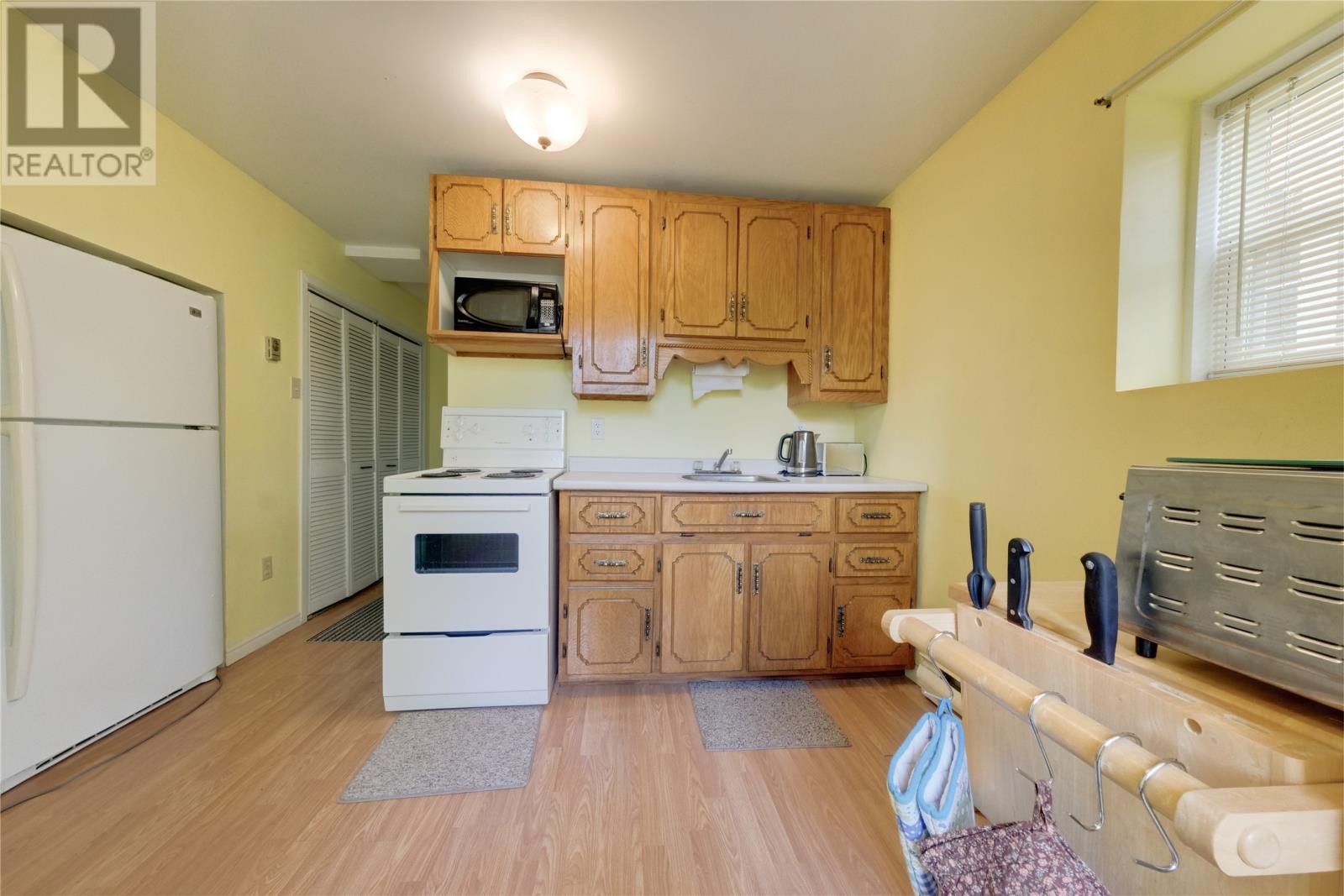 55 Carter Avenue - Image 24
