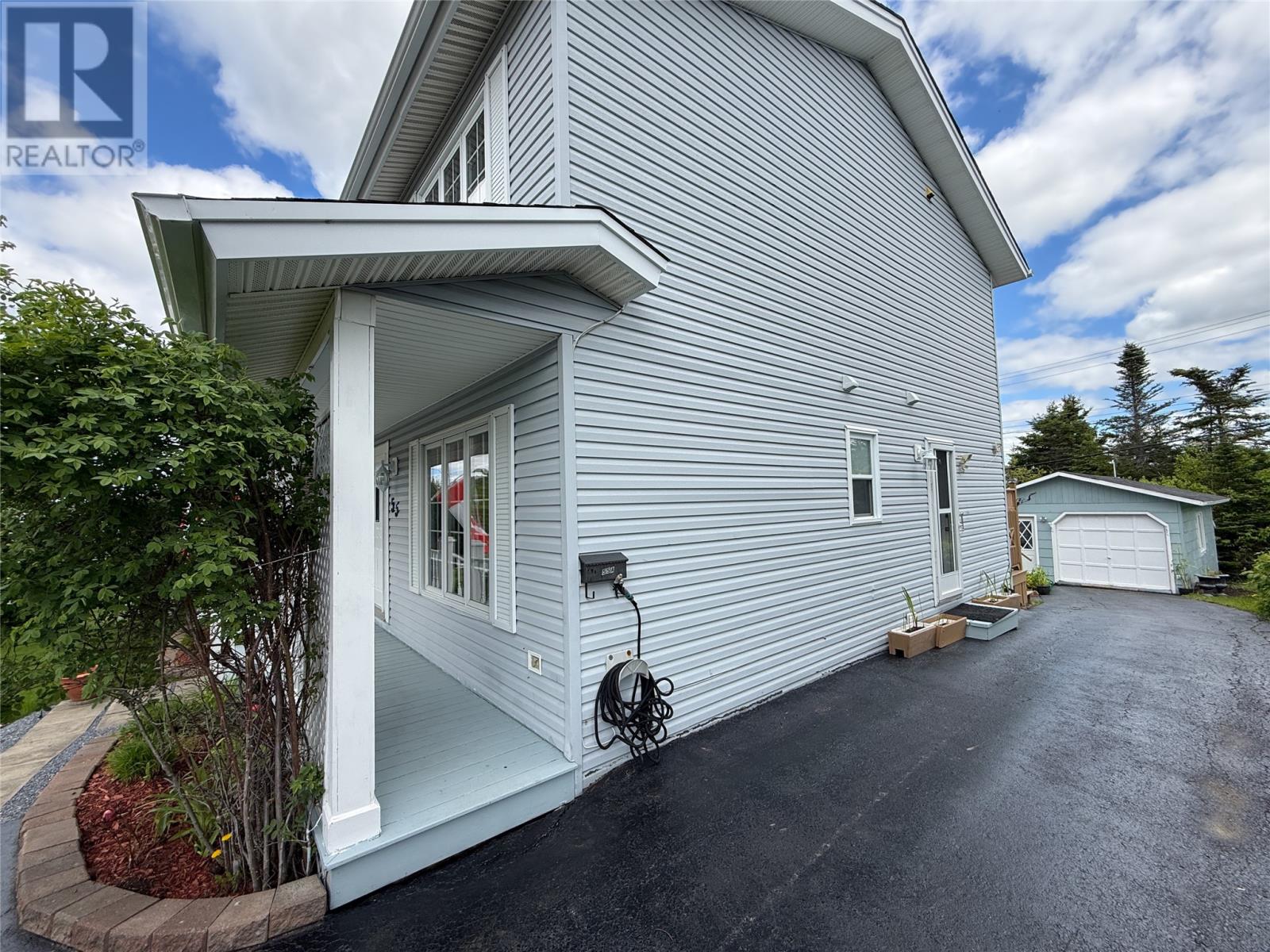 55 Carter Avenue - Image 3