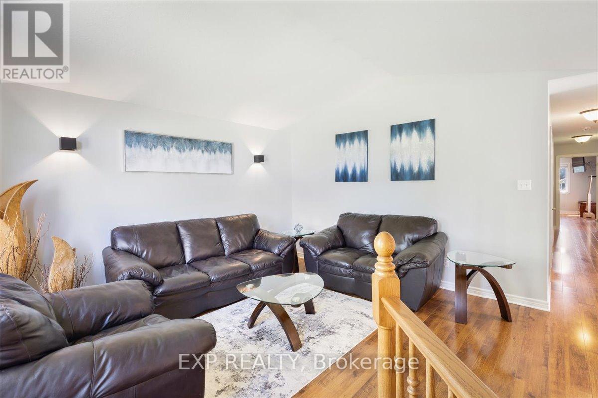 122 1/2 RAILWAY AVENUE - 10
