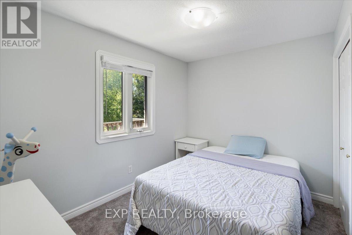 122 1/2 RAILWAY AVENUE - 18