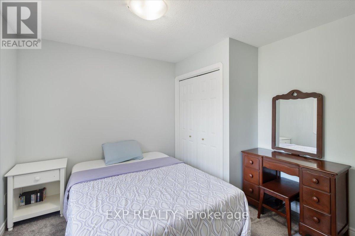 122 1/2 RAILWAY AVENUE - 19